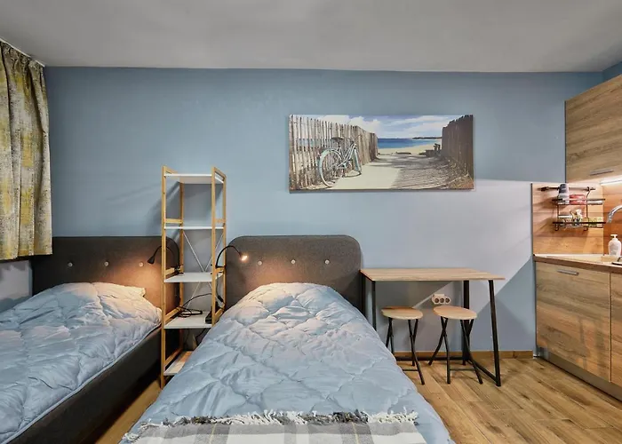 Top Center, Sea Garden, Brand New Studio - Majestic